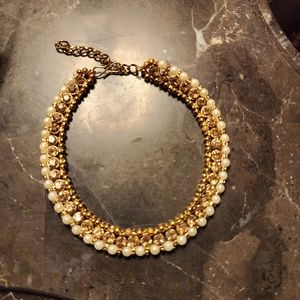 Stunning anklet with amber and pearl stones